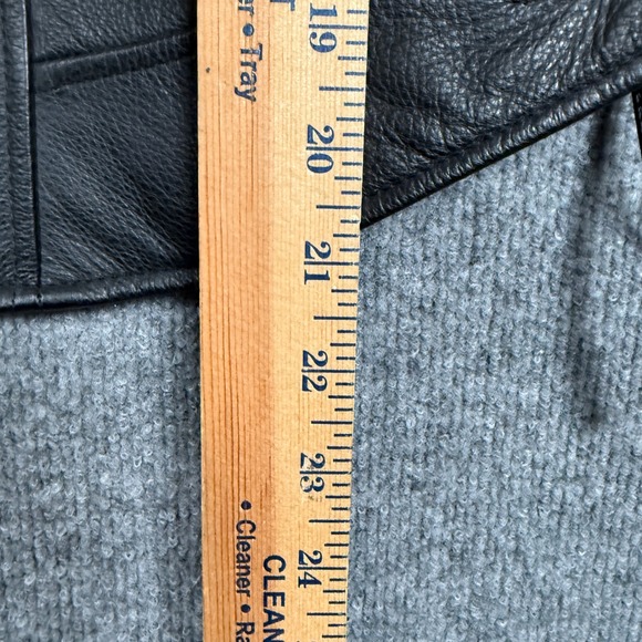 Harley Davidson Size XL Vest Black Moto Motorcycle Genuine Leather Lace Up Side - Picture 8 of 9